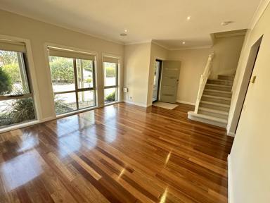 House For Lease - VIC - Cairnlea - 3023 - Comfortable Living with Fresh Interiors  (Image 2)