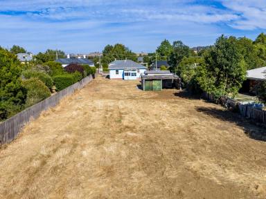 House For Sale - TAS - Westbury - 7303 - DEVELOPER ALERT!!  (Image 2)