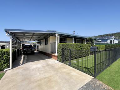 House For Sale - NSW - Kyogle - 2474 - Family Home in a Great Neighbourhood  (Image 2)