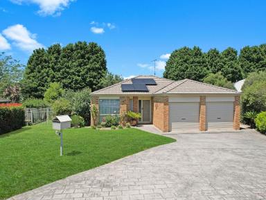 House For Sale - NSW - Bundanoon - 2578 - Simply Move In And Enjoy. (Image 2)