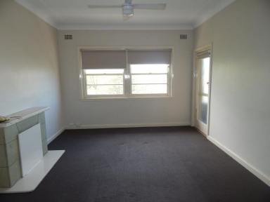 Apartment For Lease - NSW - Waratah - 2298 - TIDY UNIT-
CLOSE TO WARATAH VILLAGE!!!  (Image 2)