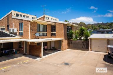 Unit For Sale - NSW - Tathra - 2550 - Life A Life Of Luxury  (Image 2)