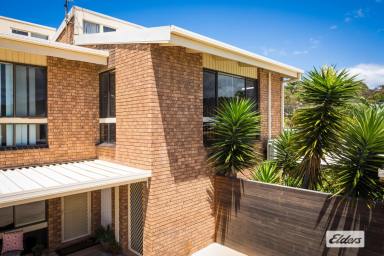 Unit For Sale - NSW - Tathra - 2550 - Life A Life Of Luxury  (Image 2)