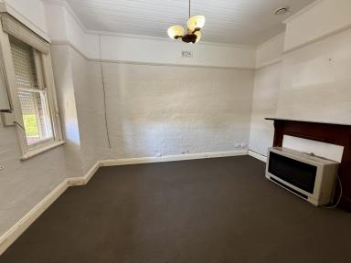 House For Lease - NSW - Lithgow - 2790 - Charming One‑Bedroom Home with Modern Comforts and Convenient Features  (Image 2)