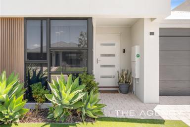 House For Sale - WA - Treeby - 6164 - Lifestyle & Tranquillity Combined!  (Image 2)