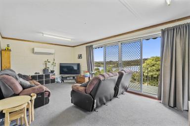 House For Sale - TAS - Nubeena - 7184 - Are you looking for your 1st Home? Or somewhere to come home to after your travels?  (Image 2)