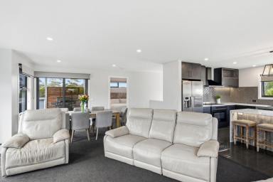 House For Sale - TAS - Port Sorell - 7307 - A MODERN ENTERTAINER'S DREAM WITH PANORAMIC OUTLOOKS  (Image 2)
