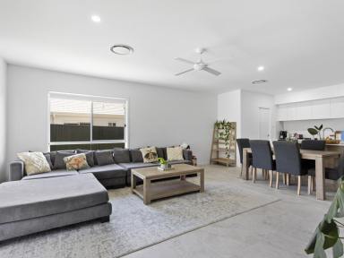 House Sold - NSW - Old Bar - 2430 - MODERN COASTAL HOME  (Image 2)