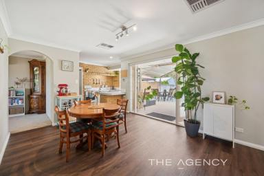 House For Sale - WA - Seville Grove - 6112 - Stand-Out Seville Grove Opportunity!  (Image 2)