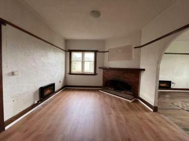 House For Lease - TAS - Devonport - 7310 - Double-storey (with view to Mersey river) 4-bed house for rent in Devonport (Image 2)