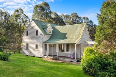 House For Sale - NSW - Putty - 2330 - Storybook charm - 50 acre Retreat  (Image 2)