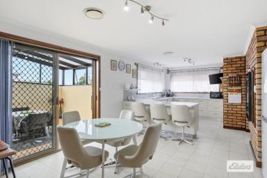 House For Sale - TAS - Turners Beach - 7315 - IMMACULATE * LOW MAINTENANCE * DESIGNED FOR COMFORT  (Image 2)