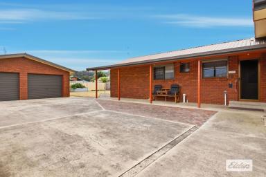 House For Sale - TAS - Turners Beach - 7315 - IMMACULATE * LOW MAINTENANCE * DESIGNED FOR COMFORT  (Image 2)