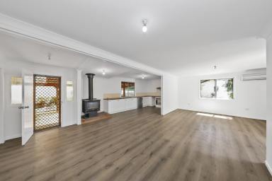 House For Sale - NSW - Batlow - 2730 - Top of town! (Image 2)