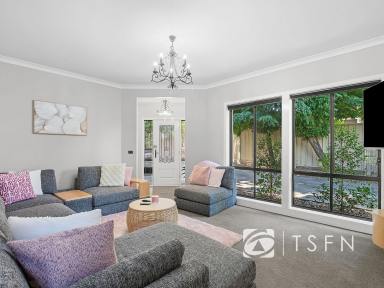 House For Sale - VIC - Golden Square - 3555 - Modern Two-Storey Townhouse Minutes to Bendigo CBD  (Image 2)