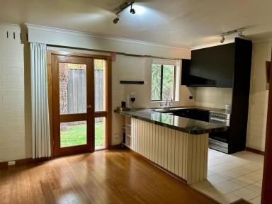 Apartment For Lease - VIC - Brighton - 3186 - OVERSIZED BEACHSIDE 2-BEDROOM UNIT (Image 2)