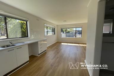 Unit For Lease - VIC - Eagle Point - 3878 - Wake Up to Water Views in Eagle Point  (Image 2)