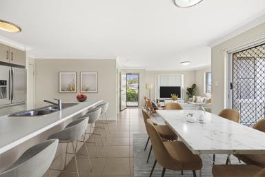 Unit For Sale - QLD - Glenvale - 4350 - Spacious Duplex Living with Privacy & Convenience (Image 2)