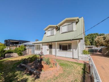 House For Sale - VIC - Swan Hill - 3585 - Family-Sized Living | Poolside Entertaining | River Precinct Outlooks  (Image 2)