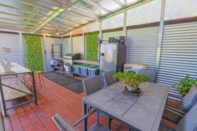 House For Sale - VIC - Cullulleraine - 3496 - EAT, PLAY & LOVE  (Image 2)