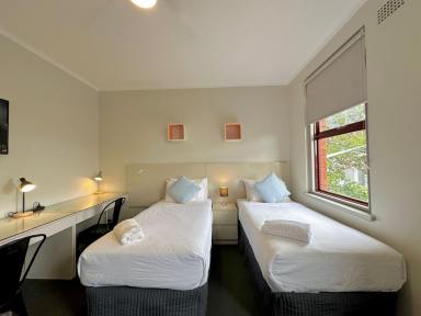 Apartment For Lease - NSW - Forest Lodge - 2037 - Across the road from Sydney University  (Image 2)