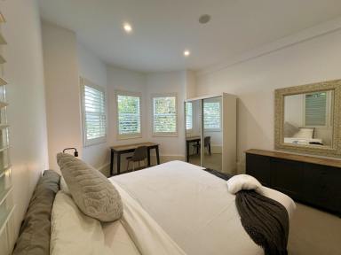 Flat For Lease - NSW - McMahons Point - 2060 - Private Room Walk to North Sydney Station and Greenwood Plaza in 8 Min  (Image 2)