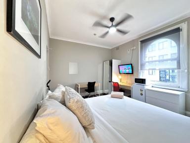 Flat For Lease - NSW - Haymarket - 2000 - Haymarket - Prime Sydney Location - Cnr George St and Central Station  (Image 2)