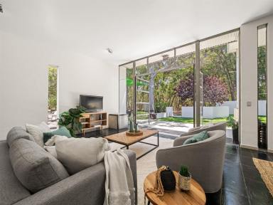 Acreage/Semi-rural For Sale - WA - Burnside - 6285 - Architectural Masterpiece on 1 Hectare in Prestigious Kilcarnup  (Image 2)