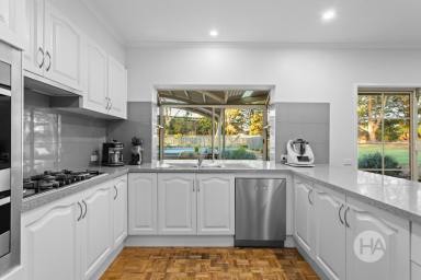 Acreage/Semi-rural For Sale - VIC - Somerville - 3912 - Inspection by Appointment Only  (Image 2)
