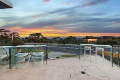 Apartment For Sale - VIC - Beaumaris - 3193 - 180’ Bay Views  (Image 2)