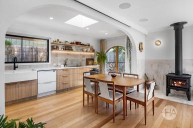 House For Sale - VIC - Dromana - 3936 - A Bespoke Retreat of Distinctive Character  (Image 2)