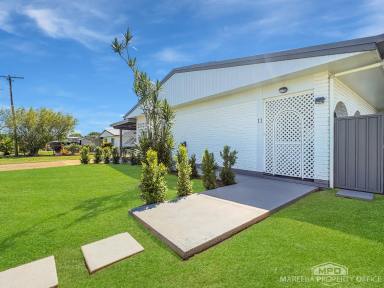 House For Sale - QLD - Mareeba - 4880 - The Complete Package: Pool, Granny Flat & Massive Shed (Image 2)