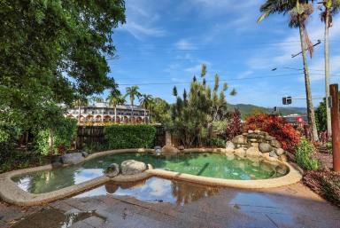 Unit For Lease - QLD - Manunda - 4870 - Freshly Renovated Top-Floor Two Bedroom Unit – White Goods  (Image 2)