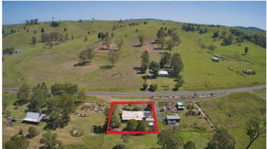House For Sale - NSW - Mallanganee - 2469 - MODERN COUNTRY FEEL  (Image 2)