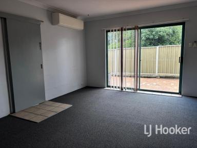 Duplex/Semi-detached For Lease - NSW - Inverell - 2360 - Low-maintenance living  (Image 2)