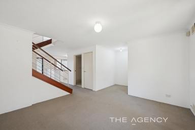 Townhouse For Sale - WA - Maylands - 6051 - City-Fringe Living with Space to Make It Your Own  (Image 2)