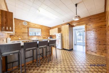 House For Sale - NSW - Eumungerie - 2822 - Affordable Small Farm in Village of Eumungerie  (Image 2)