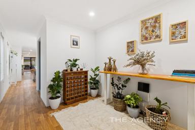 House For Sale - WA - Carramar - 6031 - WHERE MODERN LIVING MEETS CONVENIENCE  (Image 2)