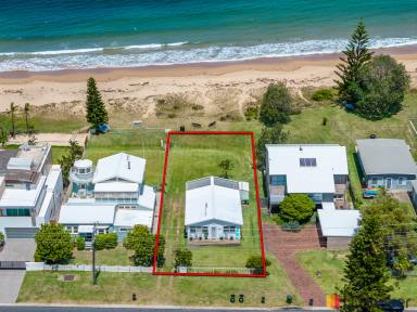 House Auction - NSW - Long Beach - 2536 - Ultimate Absolute Beachfront Living !  (Image 2)
