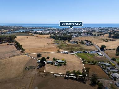 House For Sale - TAS - Gawler - 7315 - Refined Lifestyle Living on Just Over 7 Acres with Bass Strait Views  (Image 2)