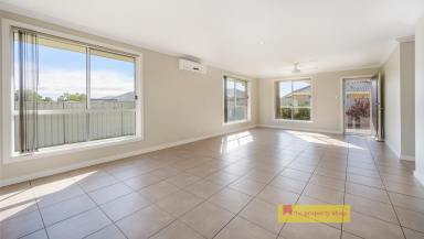 House For Sale - NSW - Mudgee - 2850 - PRIVATE FAMILY LIVING IN A QUIET LOCATION  (Image 2)