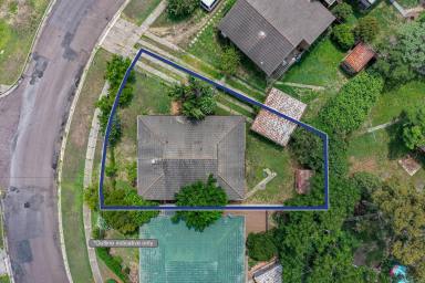 House For Sale - NSW - Raymond Terrace - 2324 - FOUR BEDROOMS, BRICK HOME, GREAT VALUE!  (Image 2)