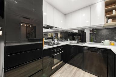 Apartment For Sale - WA - Perth - 6000 - BEAUFORT STREET LIFESTYLE | RENOVATED 2x2x2  (Image 2)