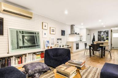 Unit For Sale - QLD - East Toowoomba - 4350 - Renovated Sanctuary in Blue-Chip East Toowoomba  (Image 2)