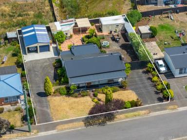 House For Sale - TAS - Youngtown - 7249 - Offers due in by 2pm Monday 23rd Feb  (Image 2)
