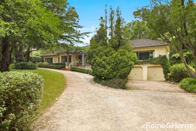House Auction - NSW - Burradoo - 2576 - Auction- 'Ravensworth' Timeless Full-Brick Family Home on 4,027m2  (Image 2)