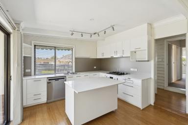 House For Sale - VIC - Seymour - 3660 - One To Chirp About...  (Image 2)