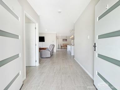 House For Sale - QLD - Mareeba - 4880 - SUPERIOR FAMILY LIVING WITH SPACE, PRIVACY & CONTEMPORARY COMFORT  (Image 2)