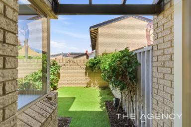 Townhouse For Sale - WA - Burswood - 6100 - Spacious Townhouse in Superb Position!  (Image 2)