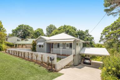 House For Sale - QLD - Maleny - 4552 - Beautiful Home in the Heart of Maleny - Dual Living Opportunity  (Image 2)